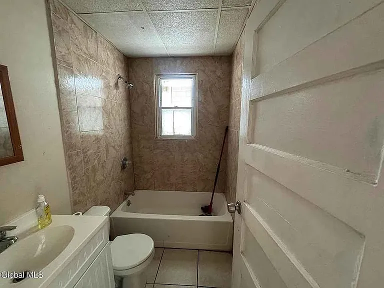 1753 Albany St #1 & 2 — Photo 2