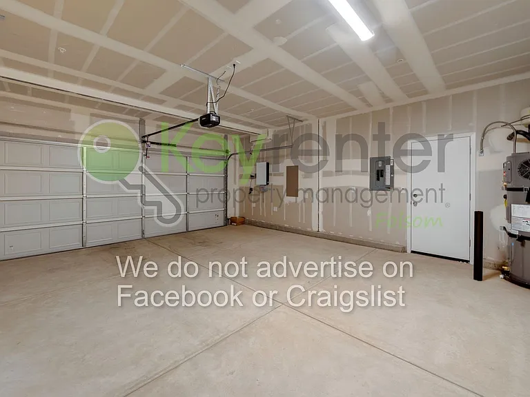 7650 Kobuk Valley Cir — Photo 38
