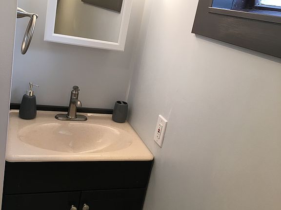 3/4 bathroom- sink area