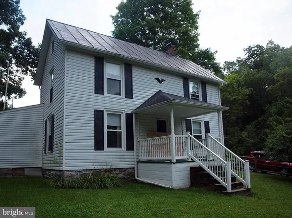121 Never Ending Ln, Circleville, WV 26804
