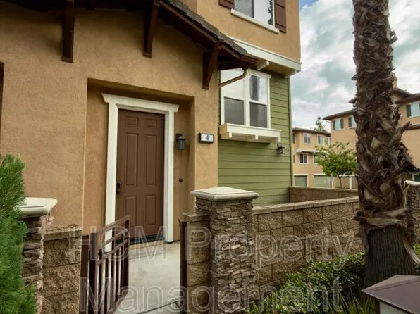 14554 Newport Ave Unit 4, Tustin, CA 92780