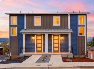 107 SE 3rd St, Troutdale, OR 97060