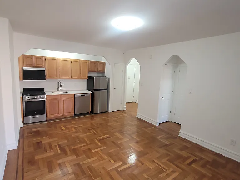 1151 Brighton Beach Ave #A4 — Photo 2
