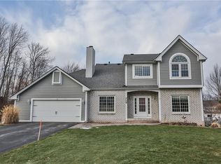 133 Macintosh Dr, Rochester, NY 14626