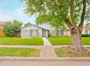 4733 Redwood Dr, Garland, TX 75043