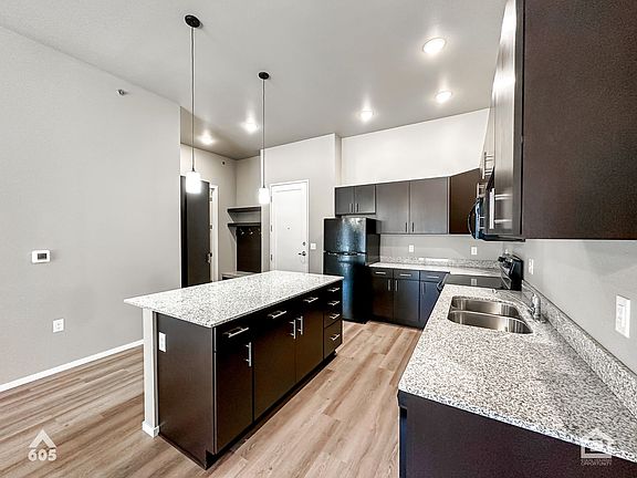 4th image of 5520 W Success St #4232