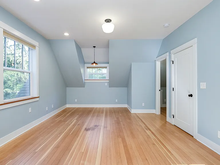 8013 NE Bucklin Hill Rd — Photo 22