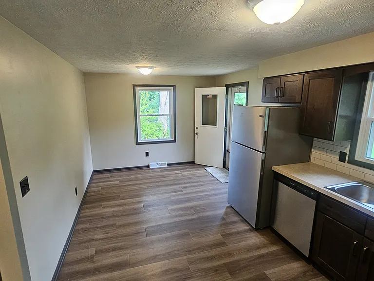 203 High St #203 — Photo 3