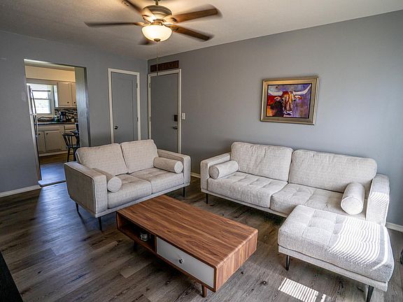 2nd image of 1804 E 6th St #2