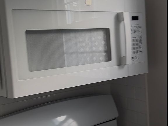 4th image of 1100 N Kenilworth St APT 5