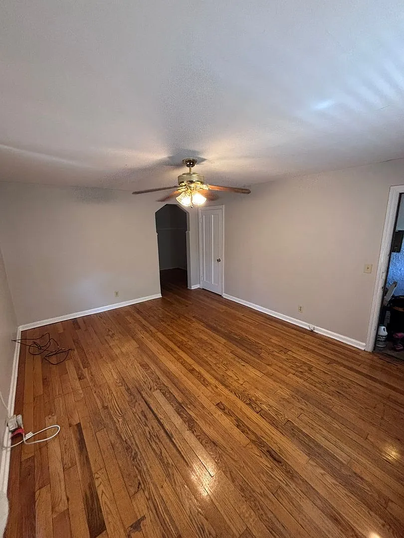 524 Riddle Crest Lane — Photo 3