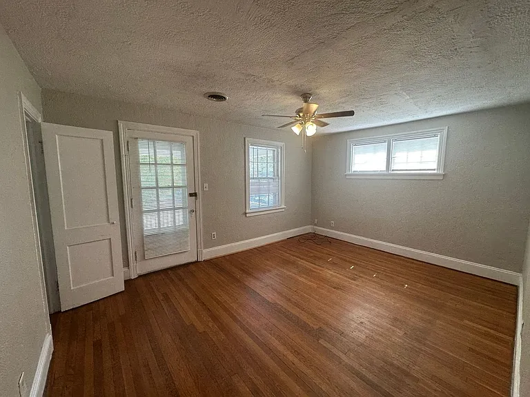 3501 Hanover Ave — Photo 6