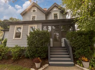 910 Lake St, Evanston, IL 60201