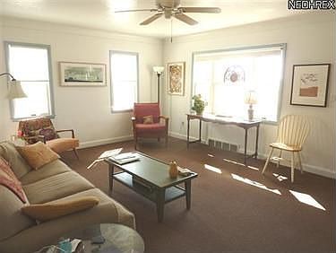 3rd image of 12671 Woodside Dr