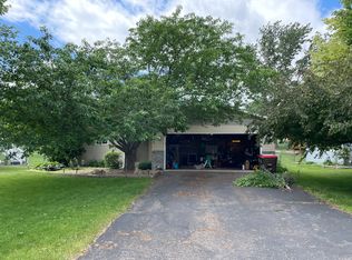 8218 Jeffery Ave S, Cottage Grove, MN 55016