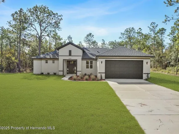 13040 Tinamou Ave, Weeki Wachee, FL 34614