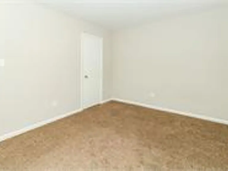 670 Paul St #A-I — Photo 13