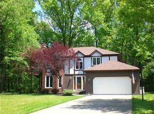 21092 Montclare Blvd, Strongsville, OH 44136