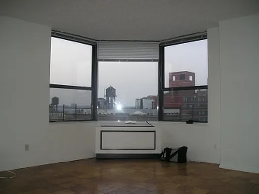 Rented by MNS | media 16