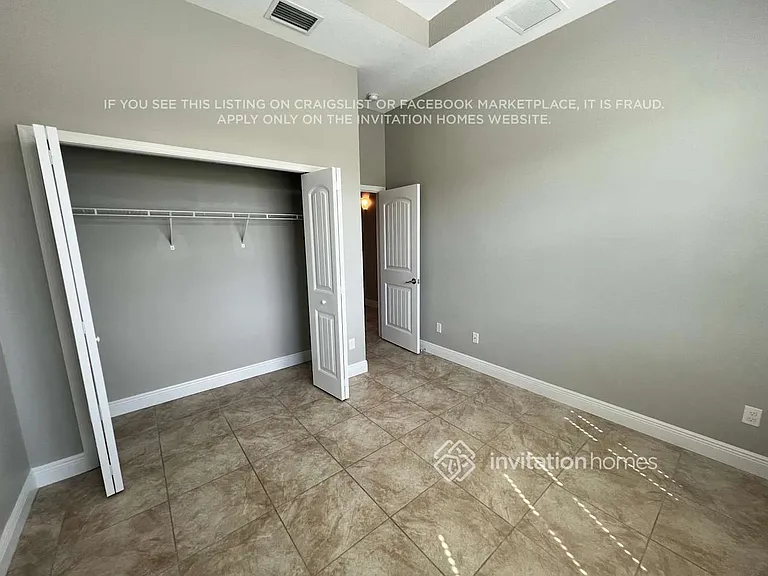 2214 SE Mandrake Cir — Photo 13