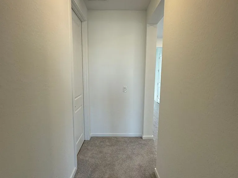 2442 W Maximo Way — Photo 12