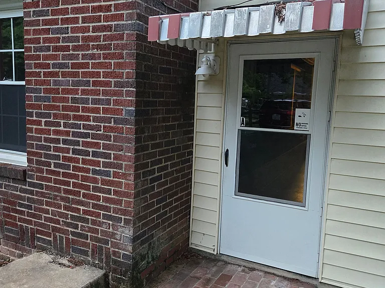 106 Bryan St #A — Photo 16