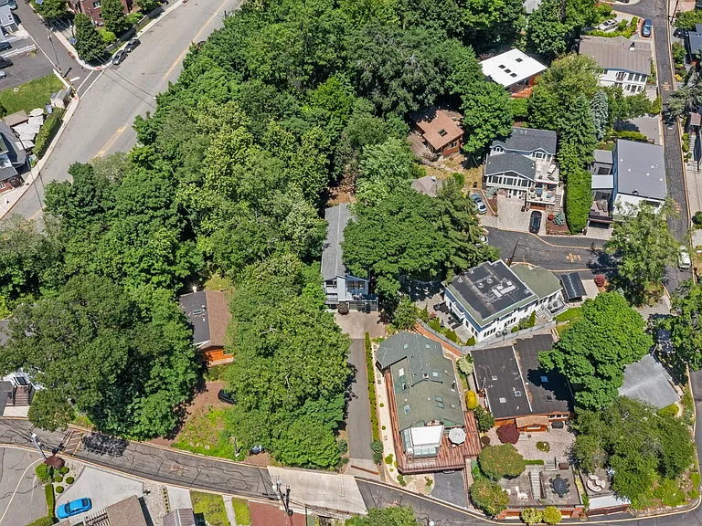 6 Annette Ave — Photo 28