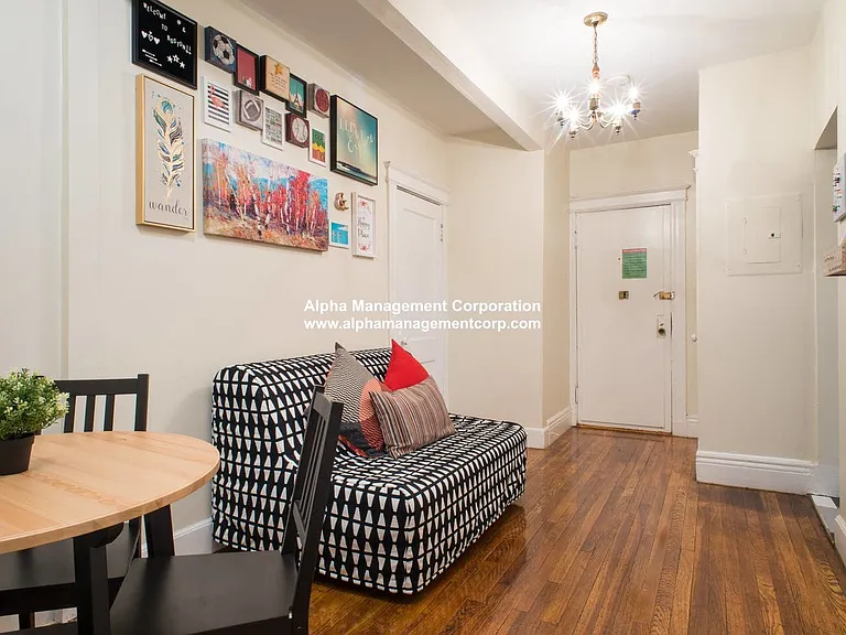 58 Queensberry St #6 — Photo 12