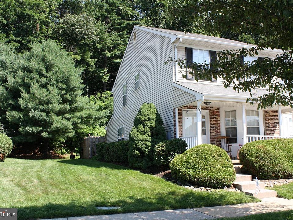 1st image of 21 Fair Oaks Ct