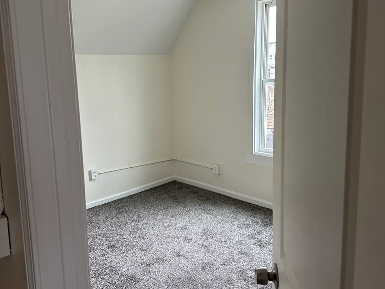 261 Beach Ave #2 — Photo 11