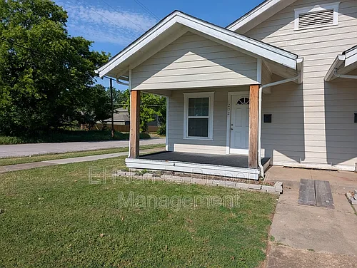 1202 N Boston Ave Photo 1