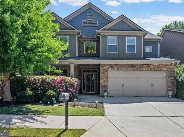 2053 Village Crest Dr NW, Atlanta, GA 30318