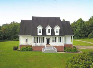3539 Blue Lick Rd, Winfield, WV 25213