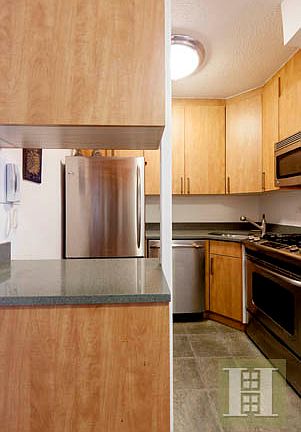 2nd image of 300 E 40th St APT 23A