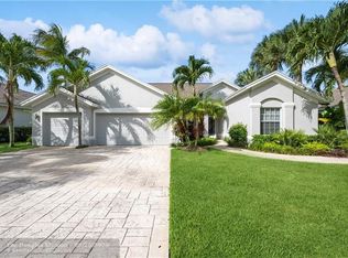 7707 Groves Rd, Naples, FL 34109