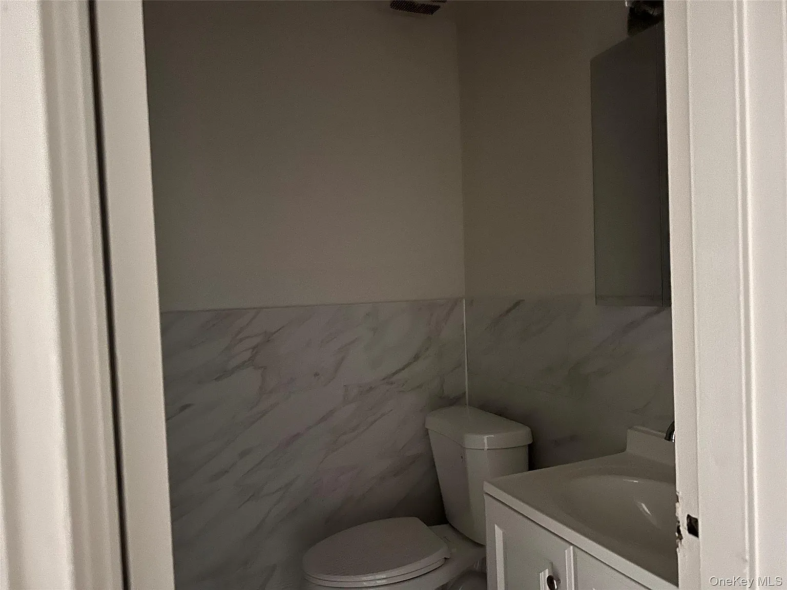 2 bed, 1.0 bath, $2,800 — Photo 4