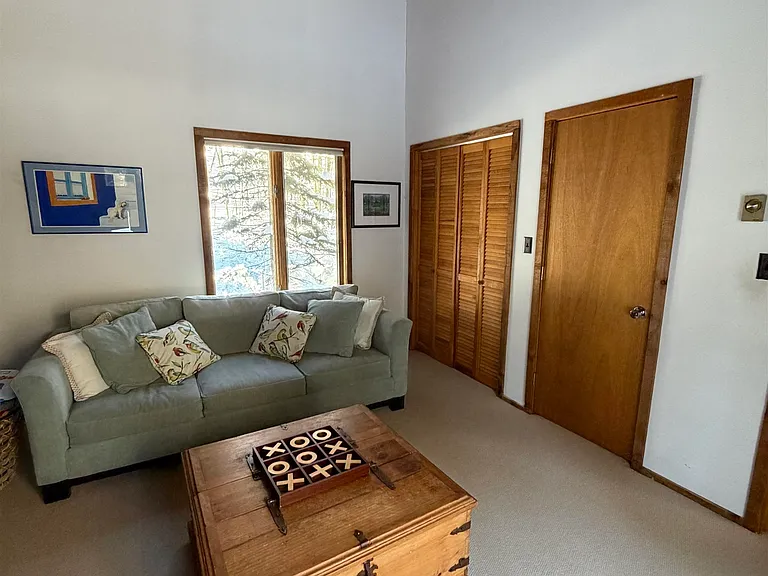 65 Cranberry Hill Rd — Photo 12