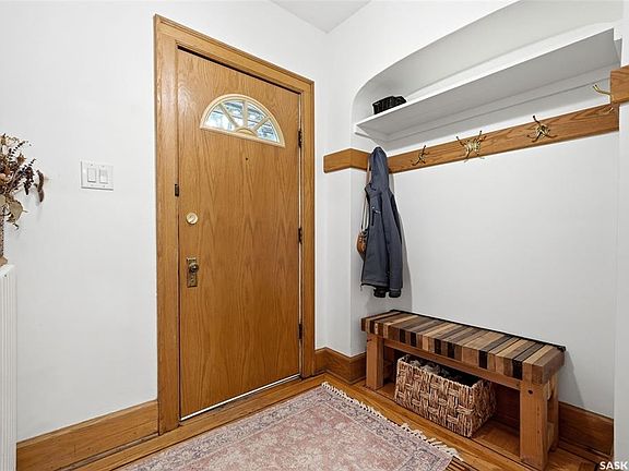2nd image of 2918 Rae STREET