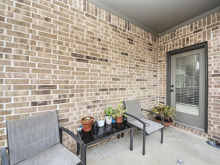 21314 Barcelona Heights Trl — Photo 25
