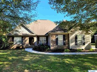 107 River Meadow Way, Huntsville, AL 35811