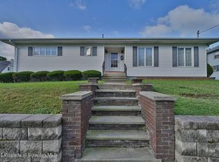 1610 Green Ridge St, Dunmore, PA 18509