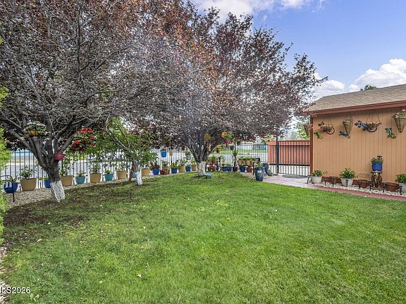 3rd image of 3128 Gordonia Dr
