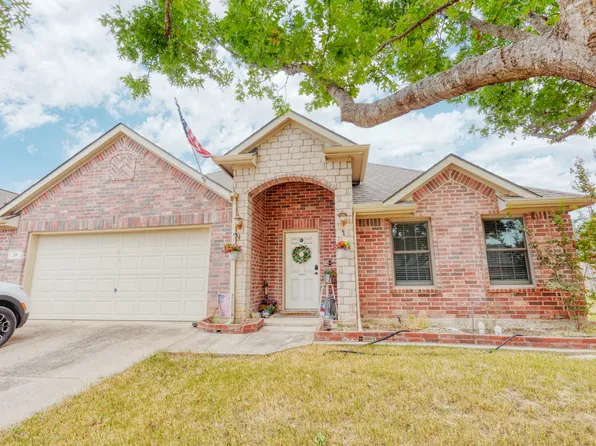18 Pleasant Valley, Sanger, TX 76266