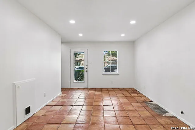 Craig Place Townhome — Photo 3
