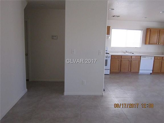 4th image of 5548 Madigan Ct