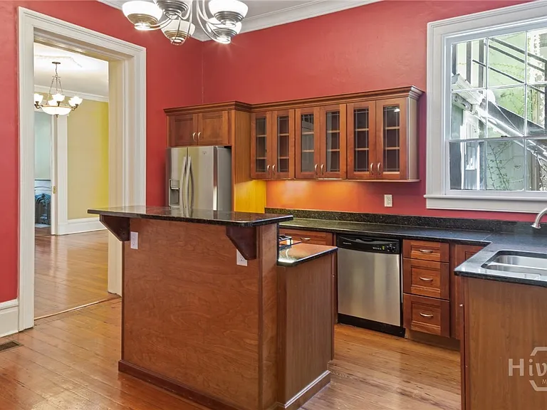 15 E Jones St #1B — Photo 16