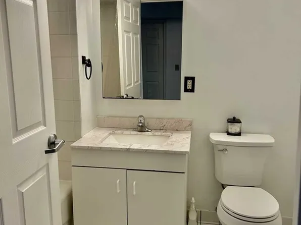 7430 Boulevard East image 9 of 18