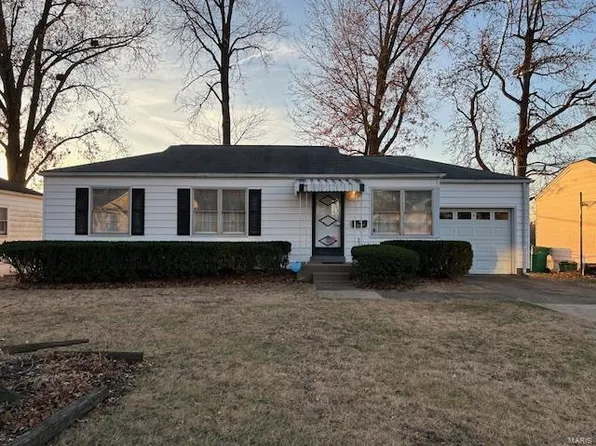 10335 Ewell Dr, Saint Louis, MO 63137