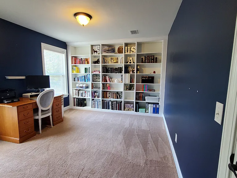 1504 Roustabout Way — Photo 25