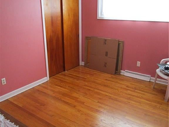 5th image of 346 Northfield Way